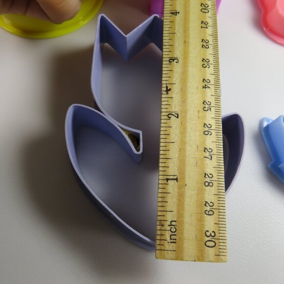 Cookie Cutters for Easter & Spring plastic Easter Rabbit Bunny, Egg, Duck - Picture 7 of 8